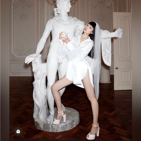 New Sacaria 120 White Satin Platform Sandals with All-Over Pearl Embellishment - Picture 9 of 16